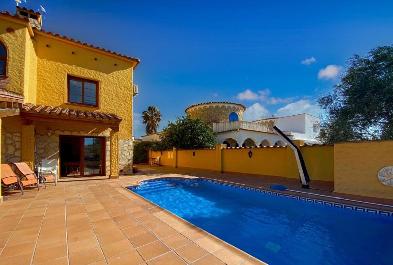 Ampuriahome Villa Hosting 15, Pool & Mooring Empuriabrava Eksteriør bilde